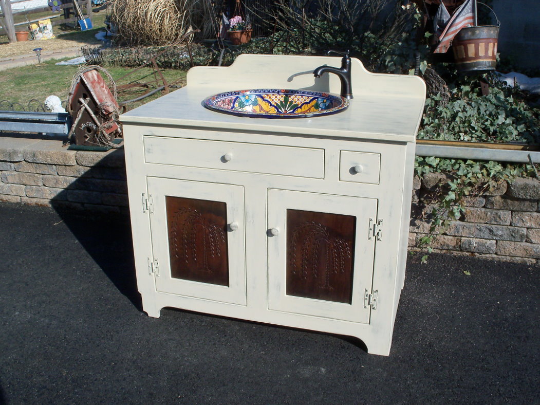 39 inch Vanity with foldout Bin